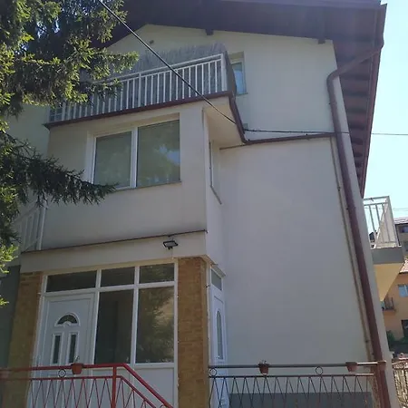 Apartment Dzeni